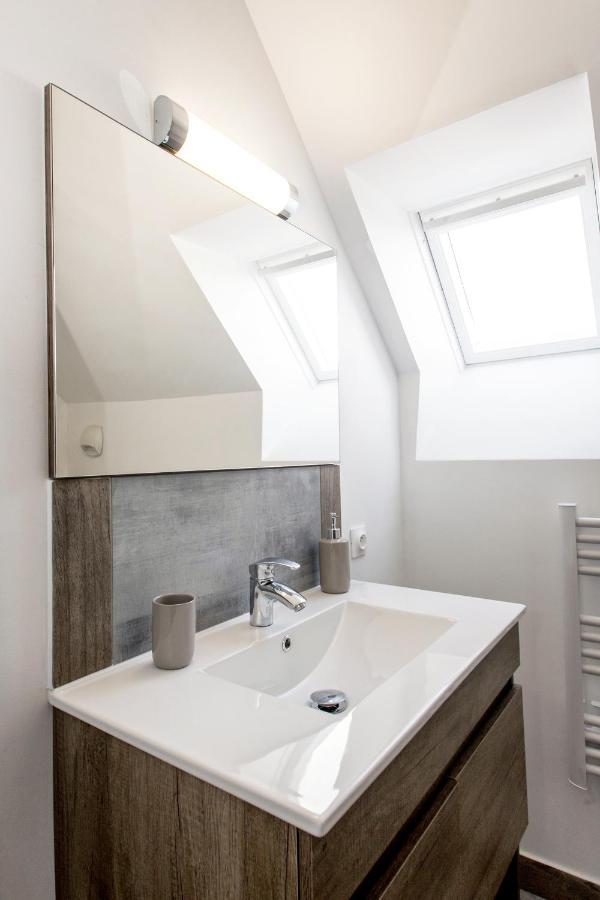 Appartement Neuf Style Industriel *** Proche De La Mer ロスコフ エクステリア 写真